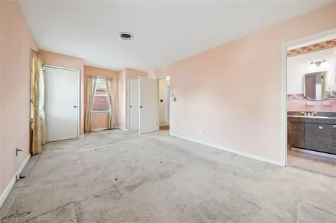 14 Stonelaw Avenue Providence RI 02908