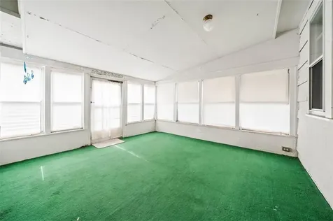 14 Stonelaw Avenue Providence RI 02908