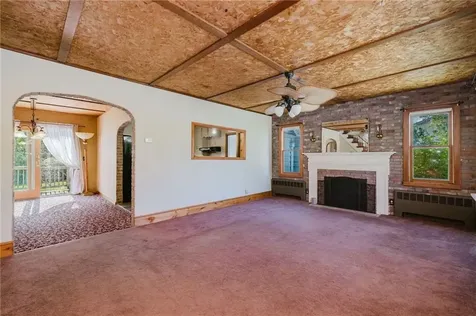 495 Hooper Street Tiverton RI 02878