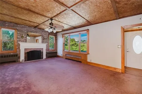 495 Hooper Street Tiverton RI 02878