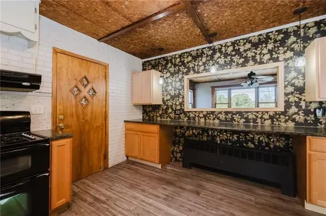 495 Hooper Street Tiverton RI 02878