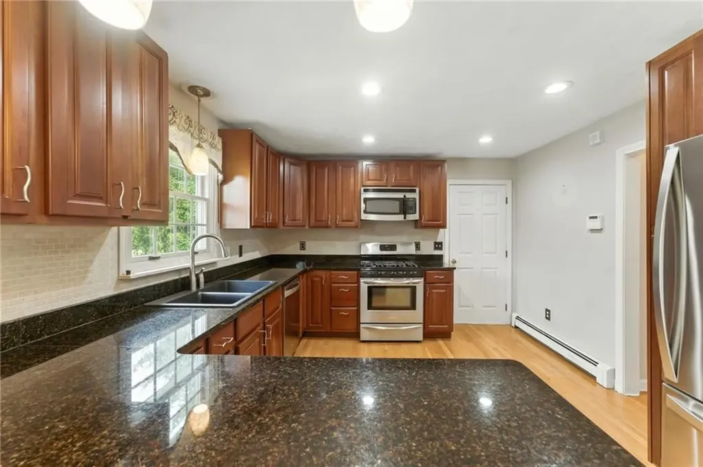 71 Paddock Drive Warwick RI 02886