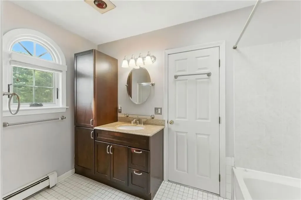 71 Paddock Drive Warwick RI 02886