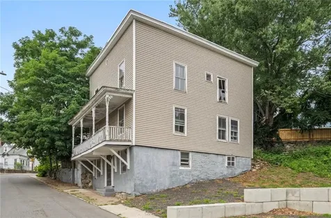 99 Cato Street Woonsocket RI 02895