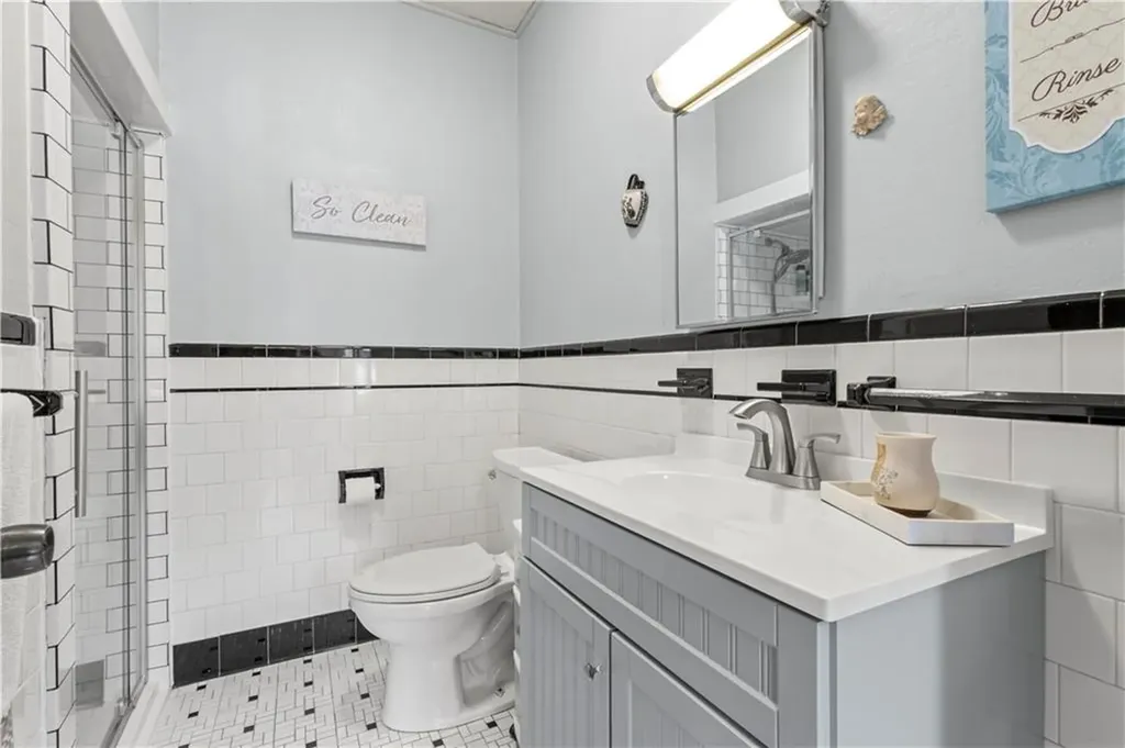 30 Pomham Street Cranston RI 02910