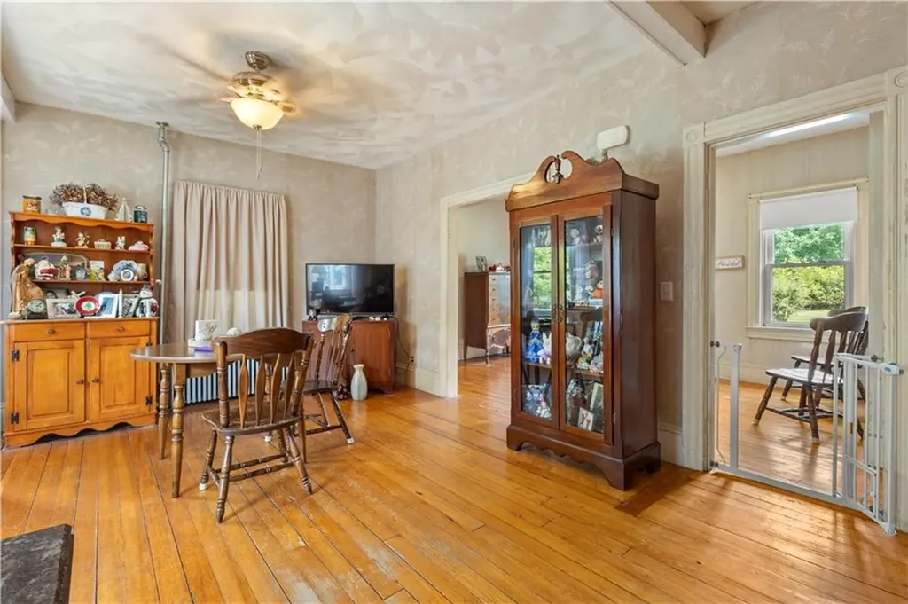 30 Pomham Street Cranston RI 02910