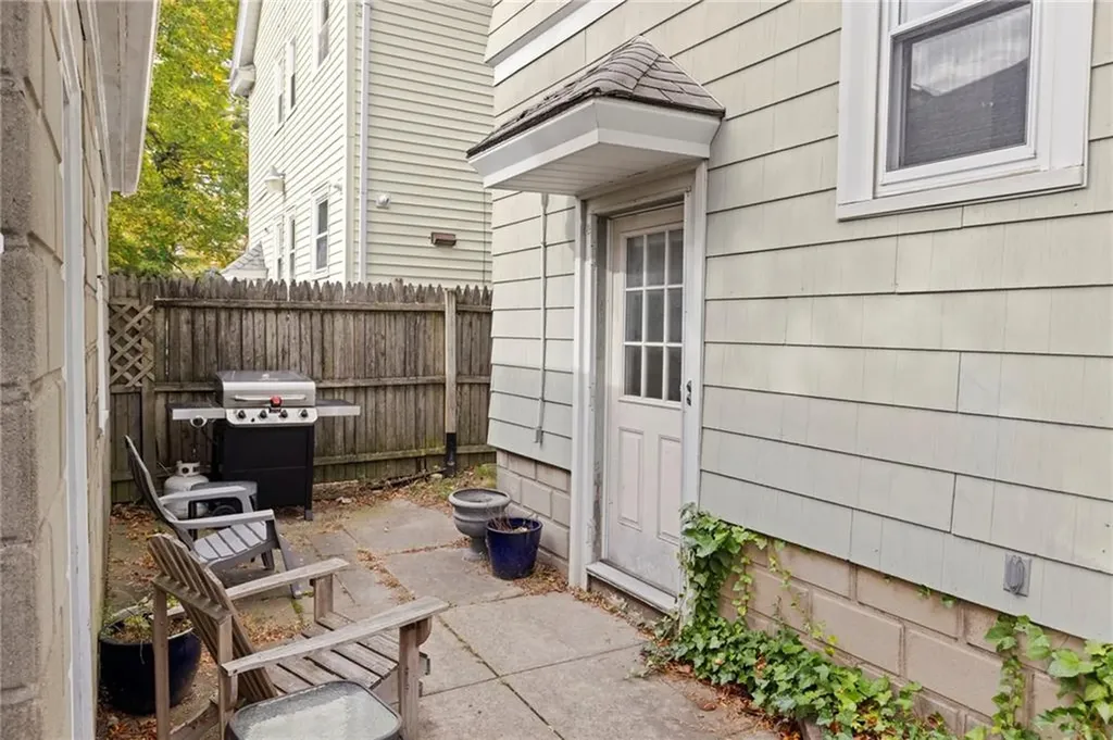 52 Fisk Street Providence RI 02905