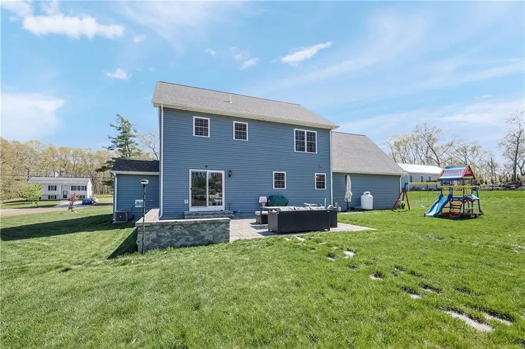 1167 Central Avenue Johnston RI 02919