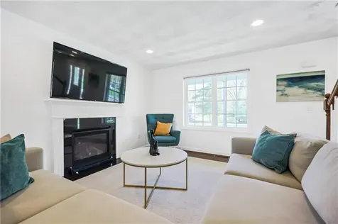 1167 Central Avenue Johnston RI 02919