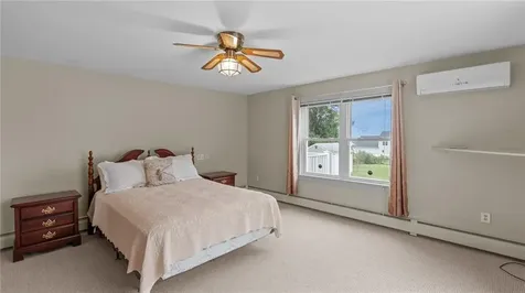 1533 East Main Road Portsmouth RI 02871