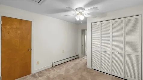 1533 East Main Road Portsmouth RI 02871