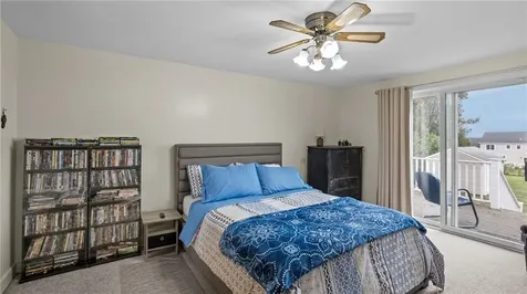 1533 East Main Road Portsmouth RI 02871