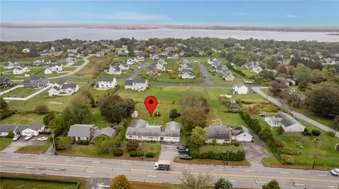 1533 East Main Road Portsmouth RI 02871