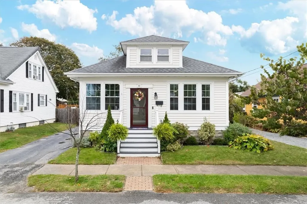 26 Elinora Street East Providence RI 02915