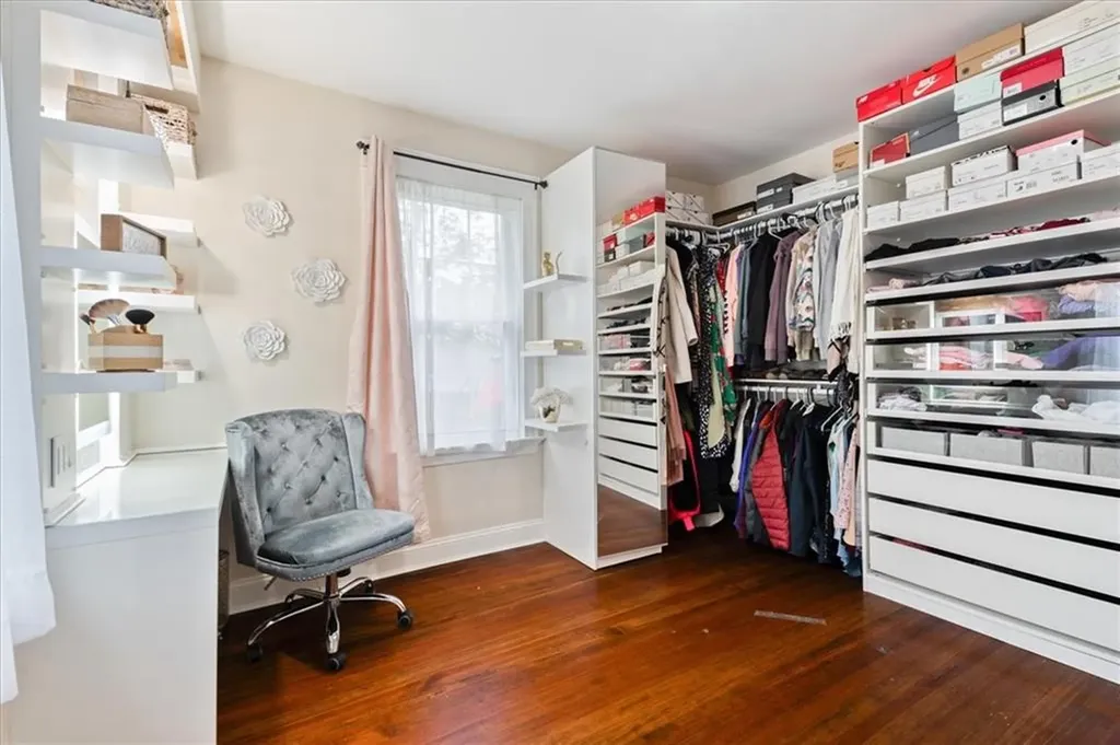 26 Elinora Street East Providence RI 02915