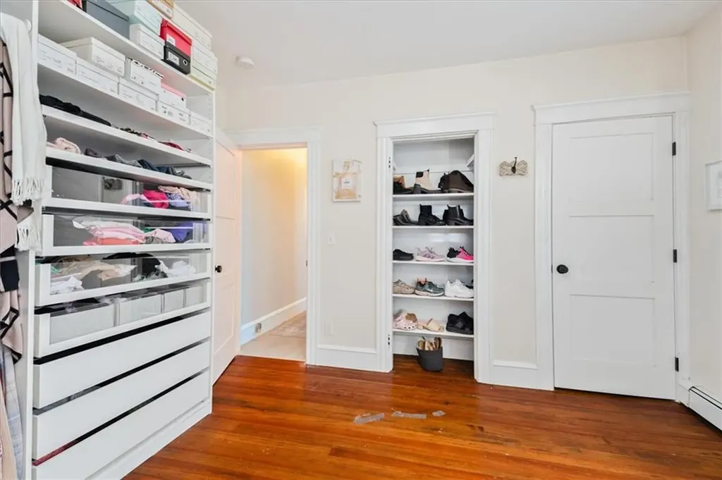 26 Elinora Street East Providence RI 02915