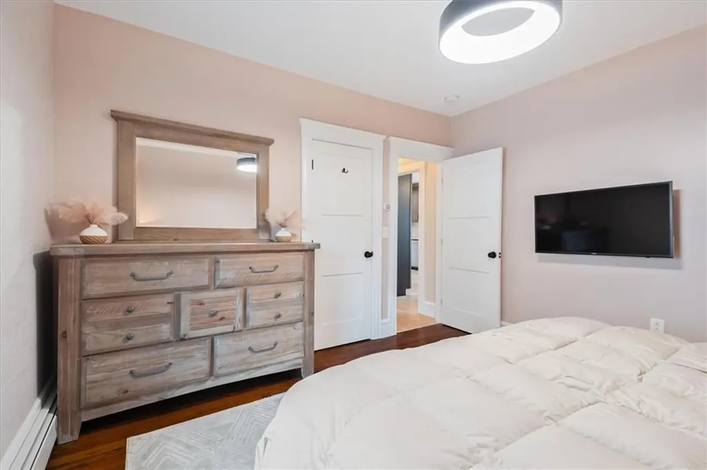 26 Elinora Street East Providence RI 02915