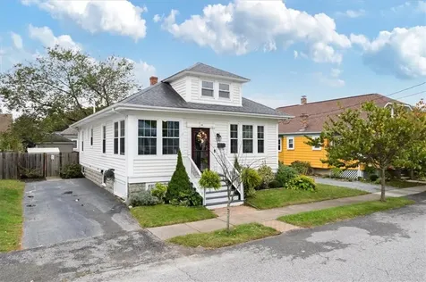 26 Elinora Street East Providence RI 02915