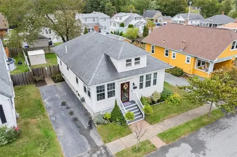 26 Elinora Street East Providence RI 02915