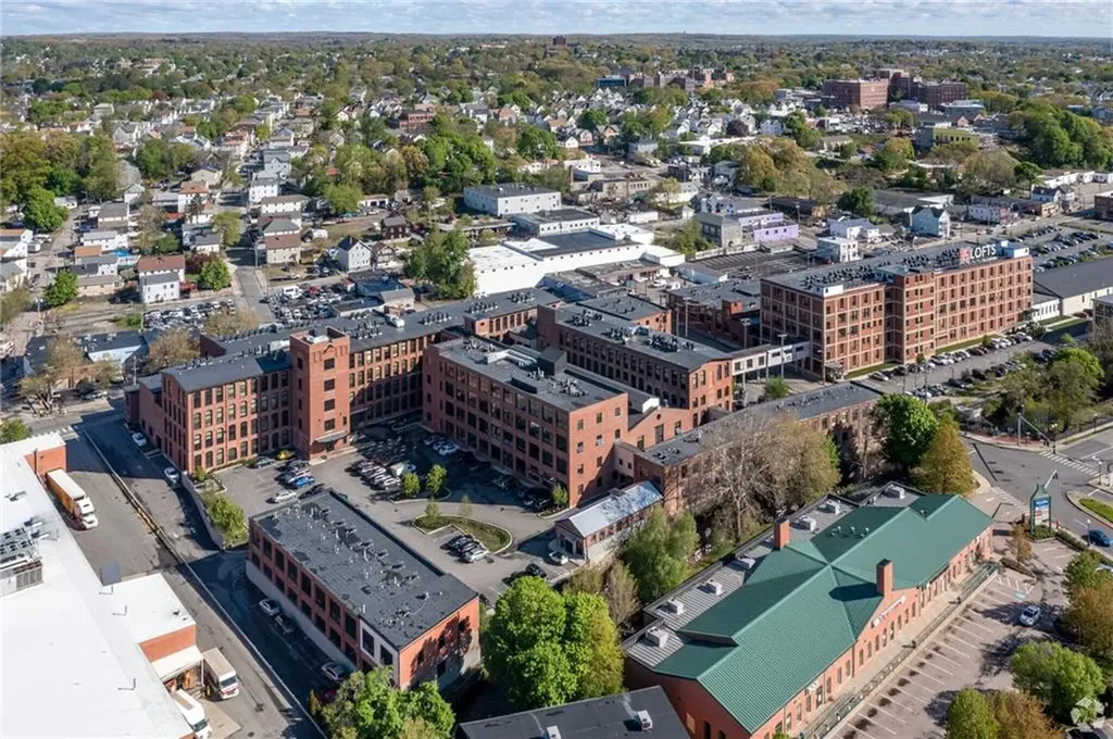 25 Eagle Street Providence RI 02908