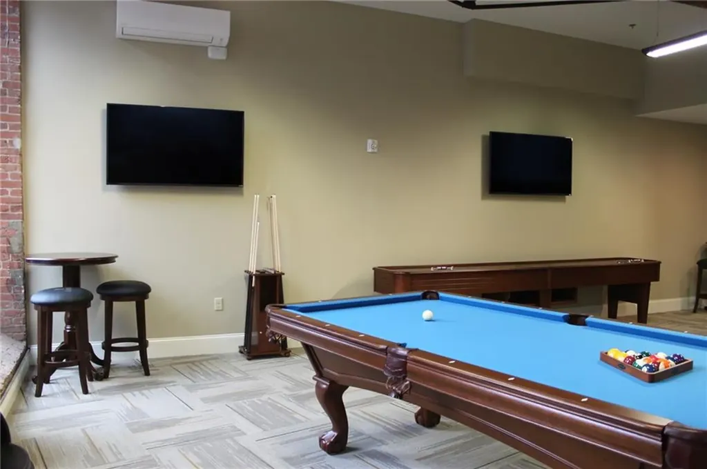 25 Eagle Street Providence RI 02908