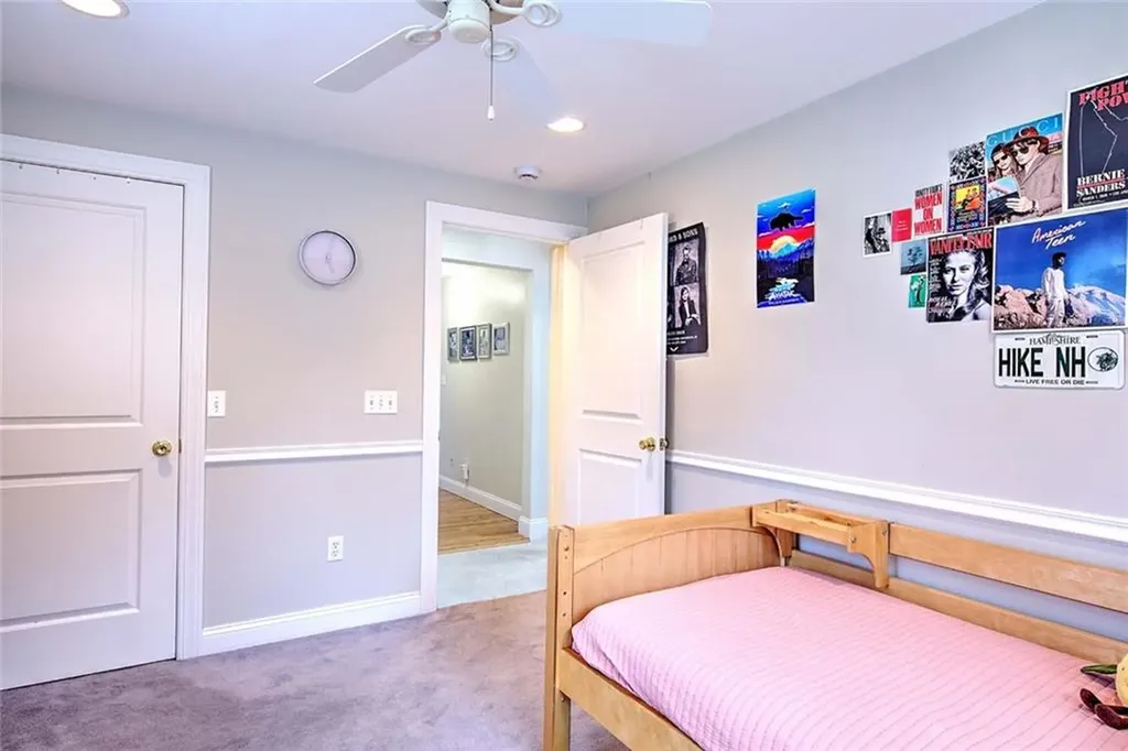 6 Kenmore Court Barrington RI 02806