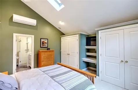 6 Kenmore Court Barrington RI 02806