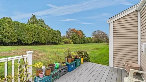 154 Mccorrie Lane Portsmouth RI 02871