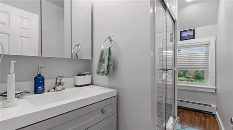 3 Chestnut Street Bristol RI 02809