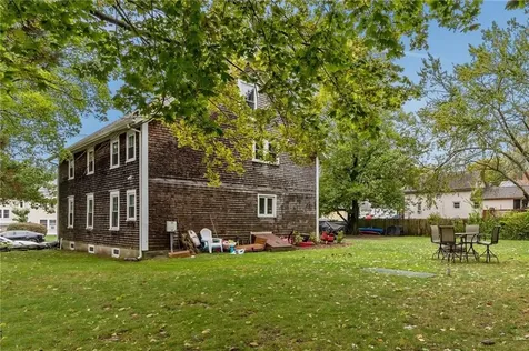 3 Chestnut Street Bristol RI 02809