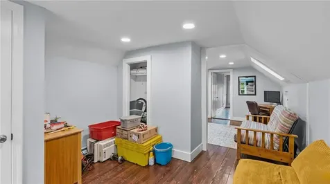 3 Chestnut Street Bristol RI 02809