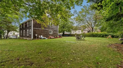 3 Chestnut Street Bristol RI 02809