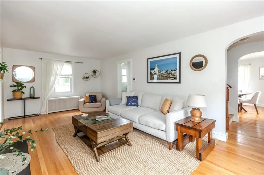 45 Modena Avenue Providence RI 02908