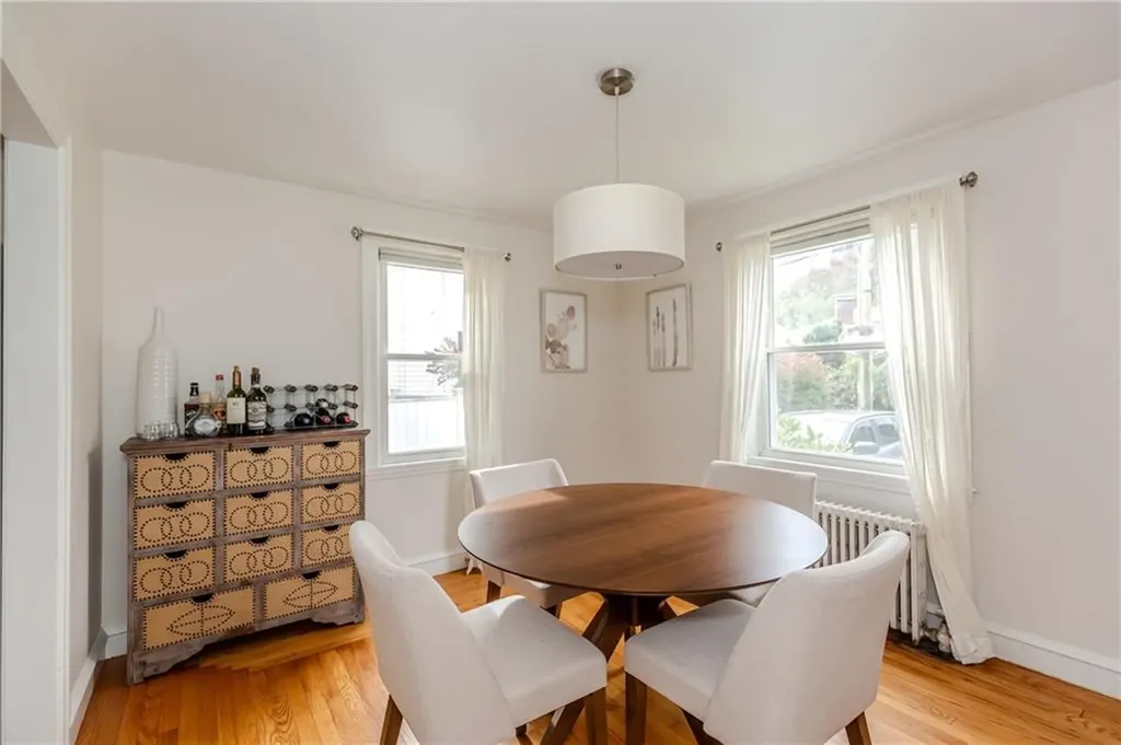 45 Modena Avenue Providence RI 02908