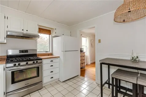 45 Modena Avenue Providence RI 02908