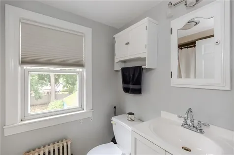 45 Modena Avenue Providence RI 02908