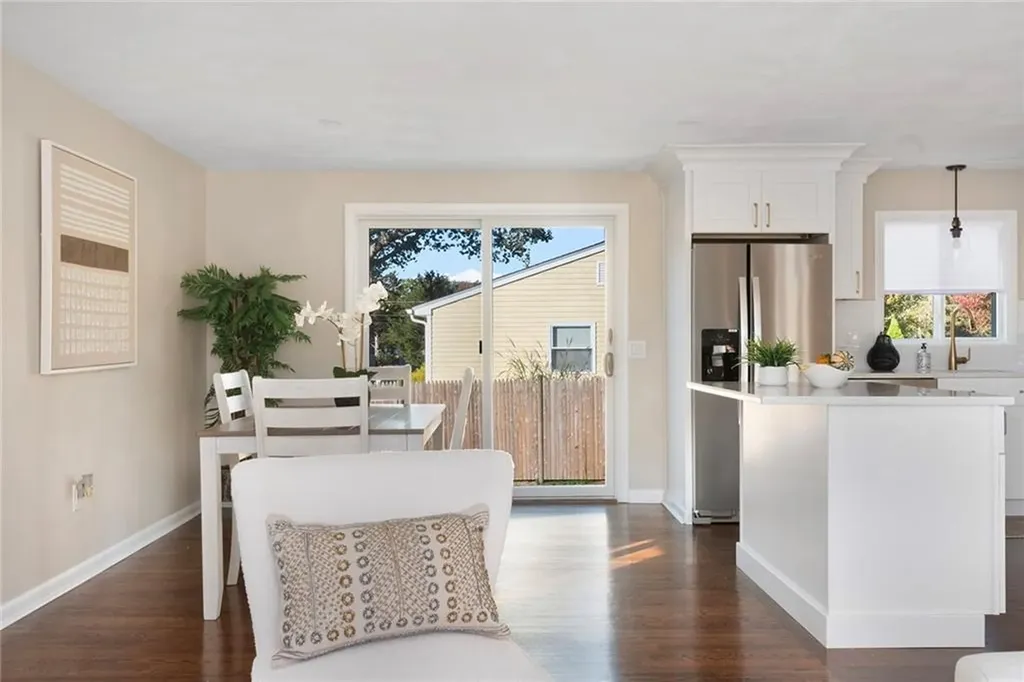 95 Kerri Lyn Road Warwick RI 02889