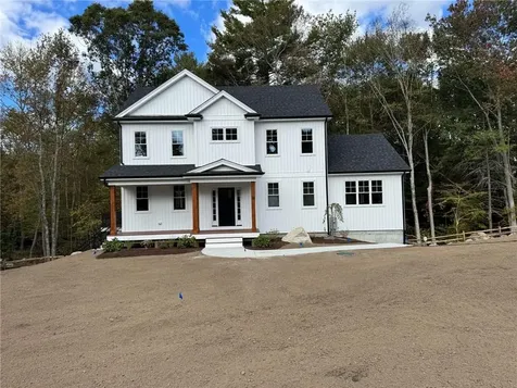 16 Ashlynn Way Rehoboth MA 02769