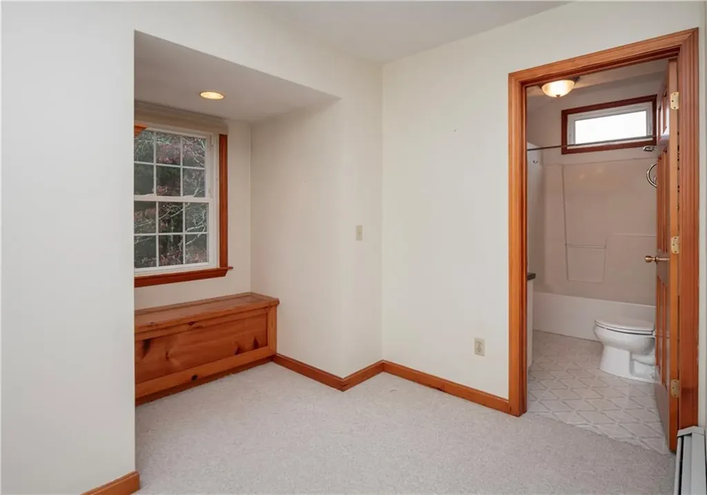 12 Overlook Road Narragansett RI 02882