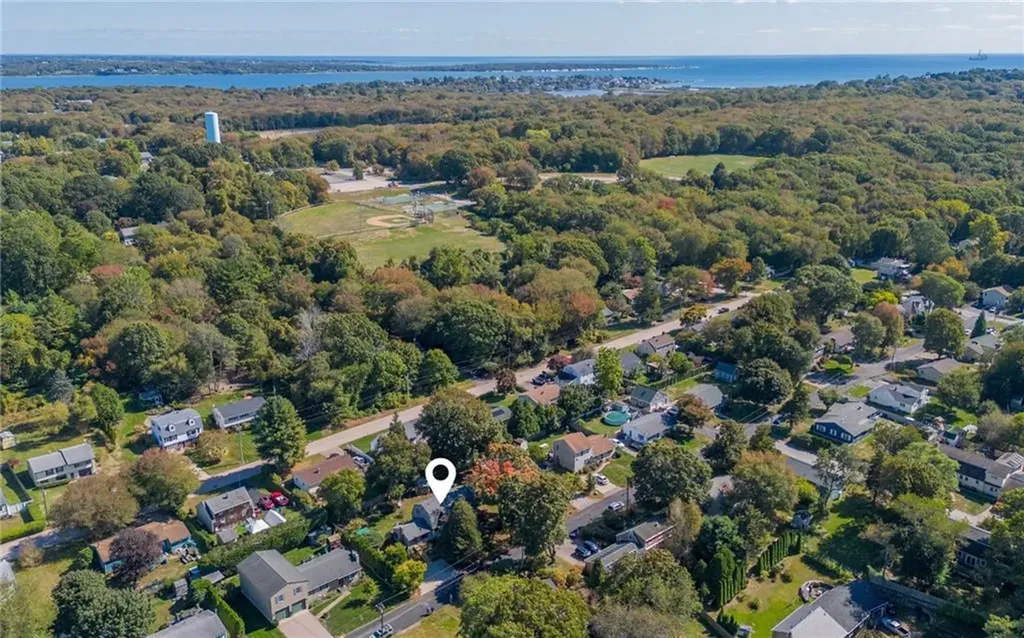 12 Overlook Road Narragansett RI 02882