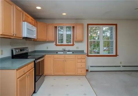 12 Overlook Road Narragansett RI 02882