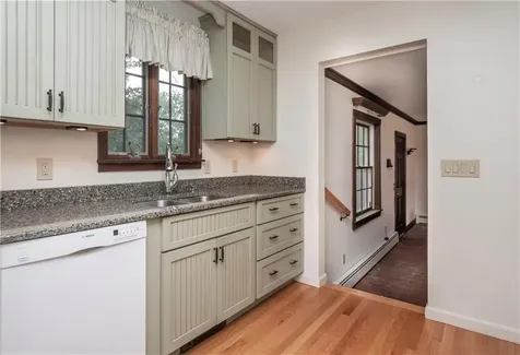 12 Overlook Road Narragansett RI 02882