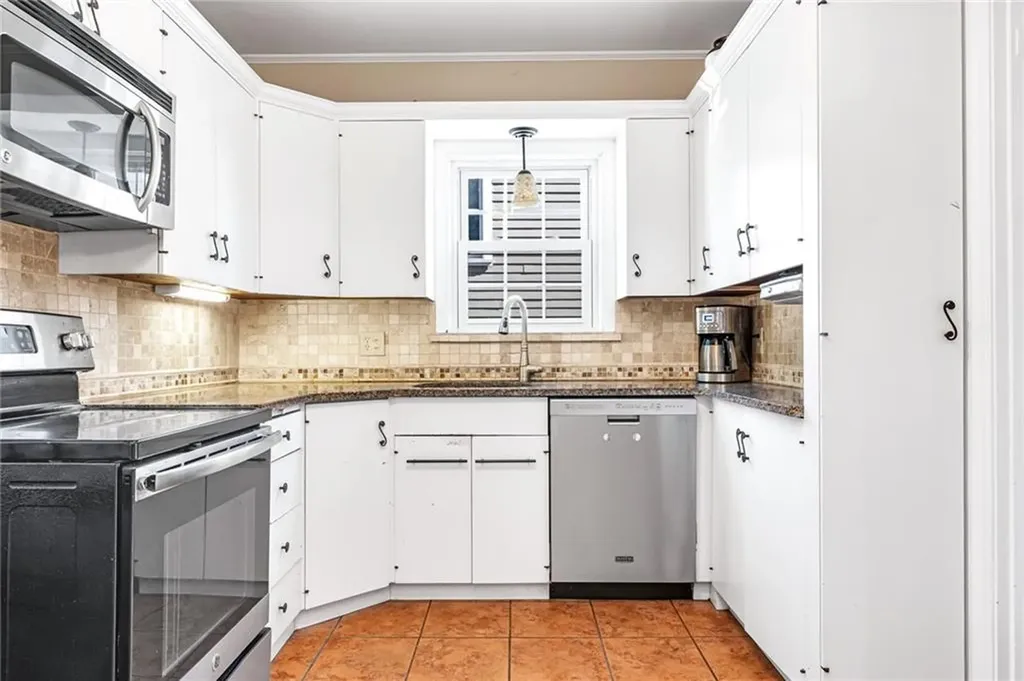 172 Chace Avenue Providence RI 02906