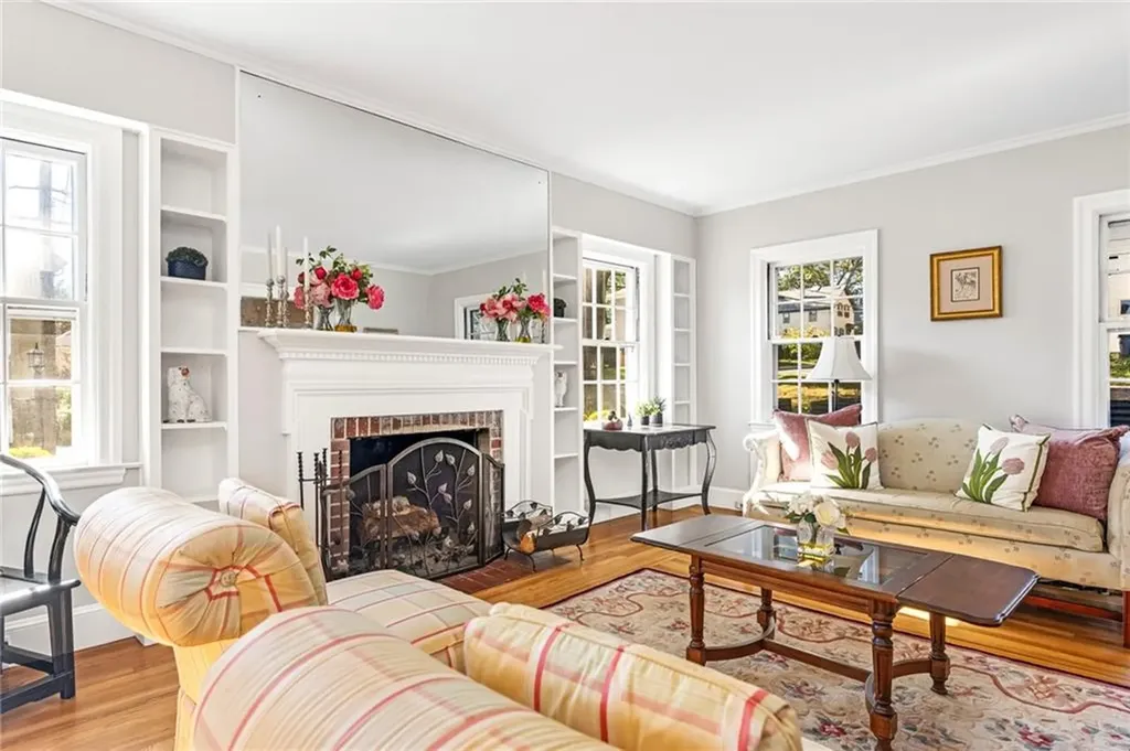 172 Chace Avenue Providence RI 02906