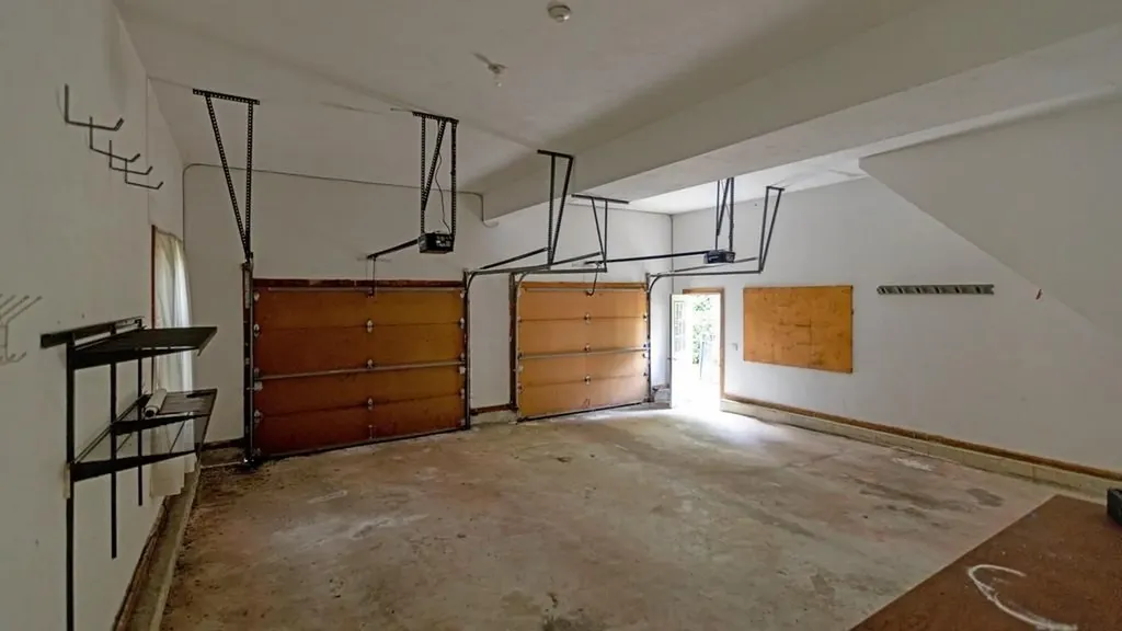 6 Eastbrook Farm Lane Southborough MA 01772