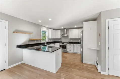 22 Cole Street Jamestown RI 02835