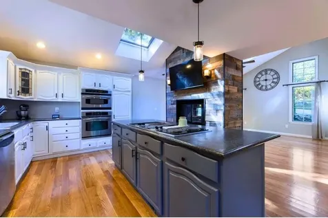 1398 Harkney Hill Coventry RI 02816