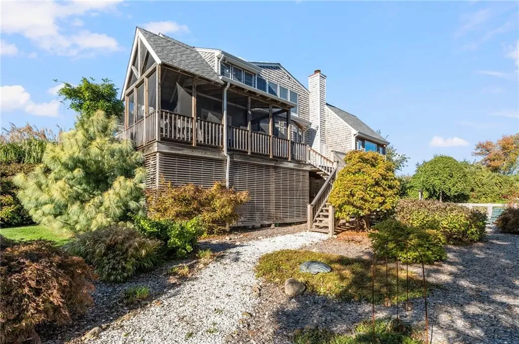 27 West Willow Lane Charlestown RI 02813