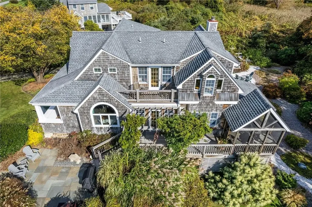 27 West Willow Lane Charlestown RI 02813