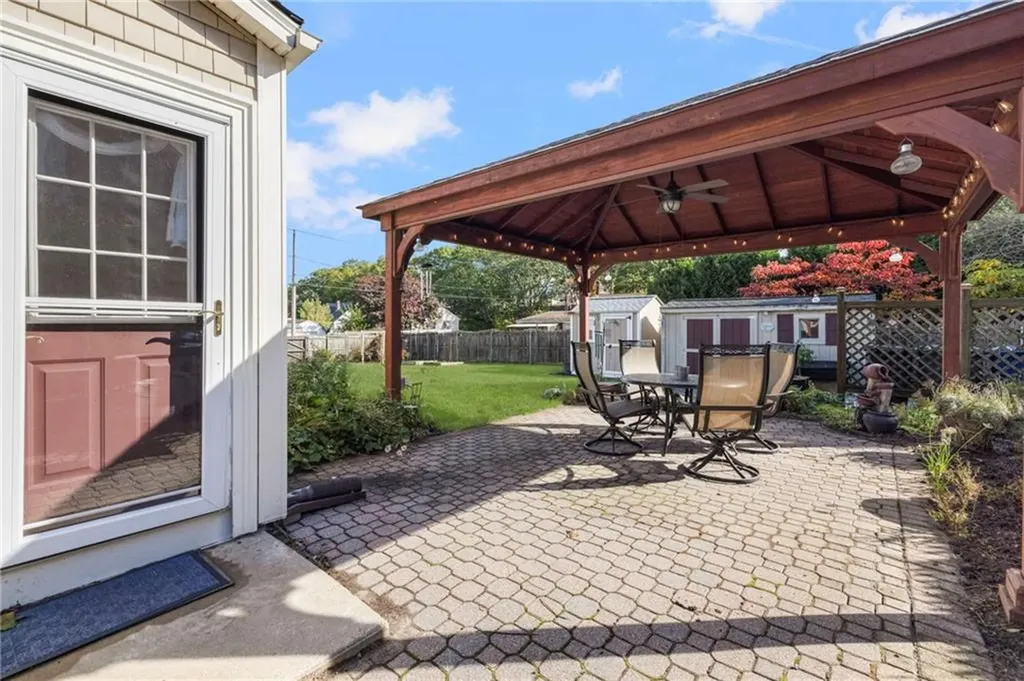 82 Doolittle Street Coventry RI 02816